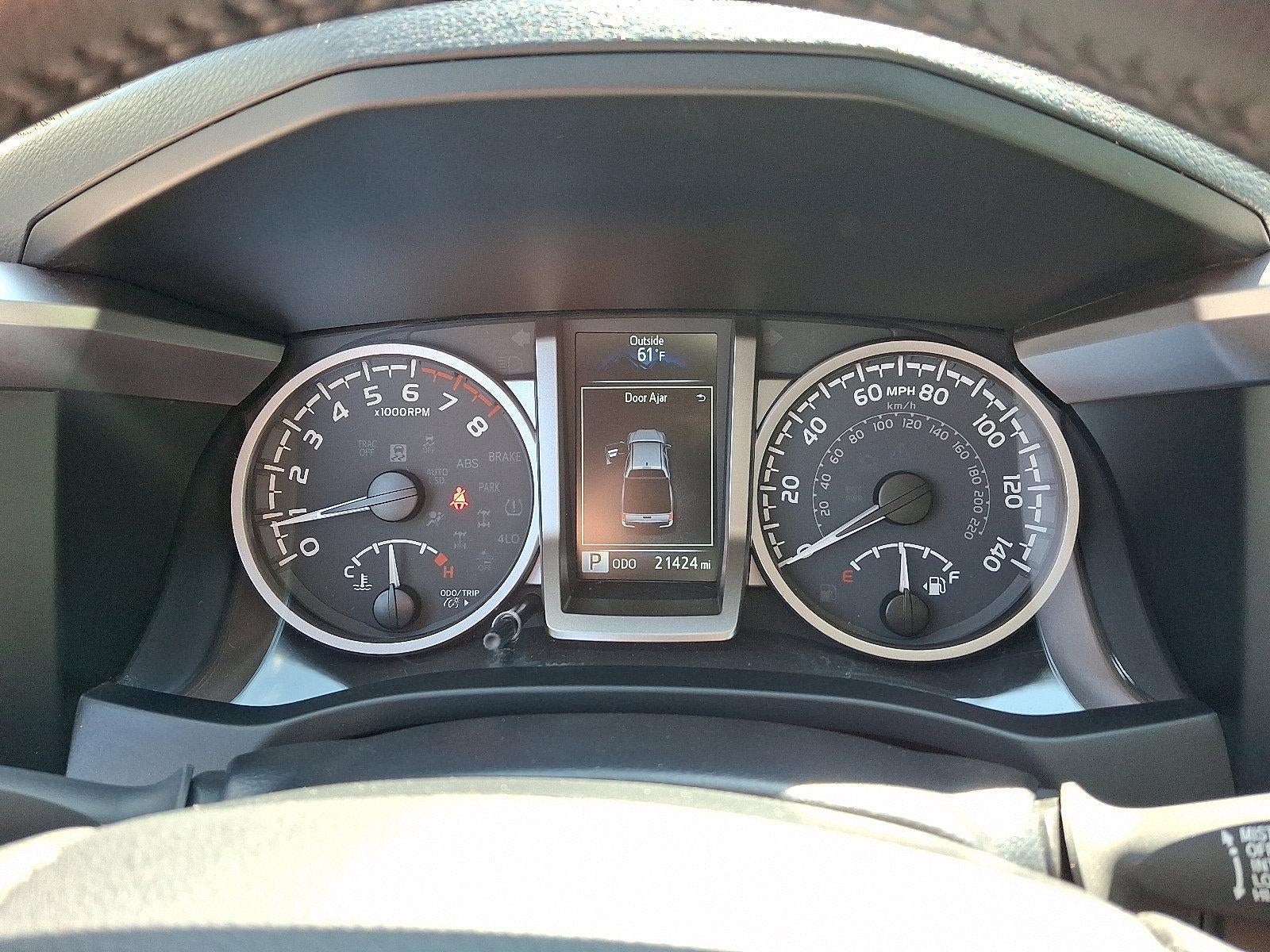 2022 Toyota Tacoma 4WD 4WD SR5 Double Cab 5' Bed V6 AT (Natl)