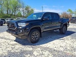 2022 Toyota Tacoma 4WD 4WD SR5 Double Cab 5' Bed V6 AT (Natl)