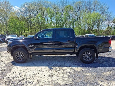 2022 Toyota Tacoma 4WD 4WD SR5 Double Cab 5' Bed V6 AT (Natl)
