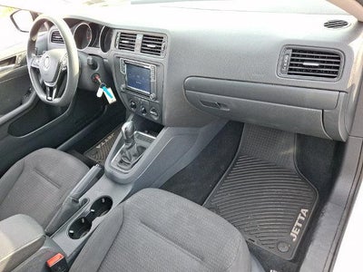 2016 Volkswagen Jetta 4dr Auto 1.4T S with Technology Sedan