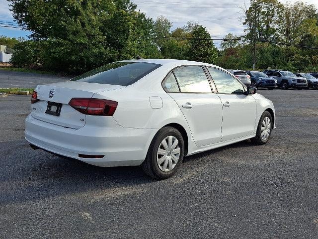 2016 Volkswagen Jetta 4dr Auto 1.4T S with Technology Sedan