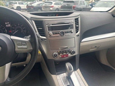 2011 Subaru Outback 2.5i Premium Automatic w/All-Weather Pkg and Power Moonroof Pkg