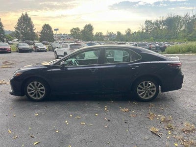 2022 Toyota Camry LE Auto (SE)