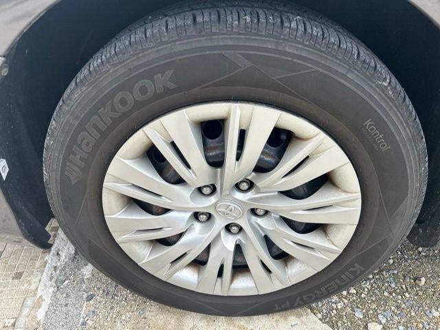 2012 Toyota Camry 4dr Sdn I4 Auto LE (Natl)