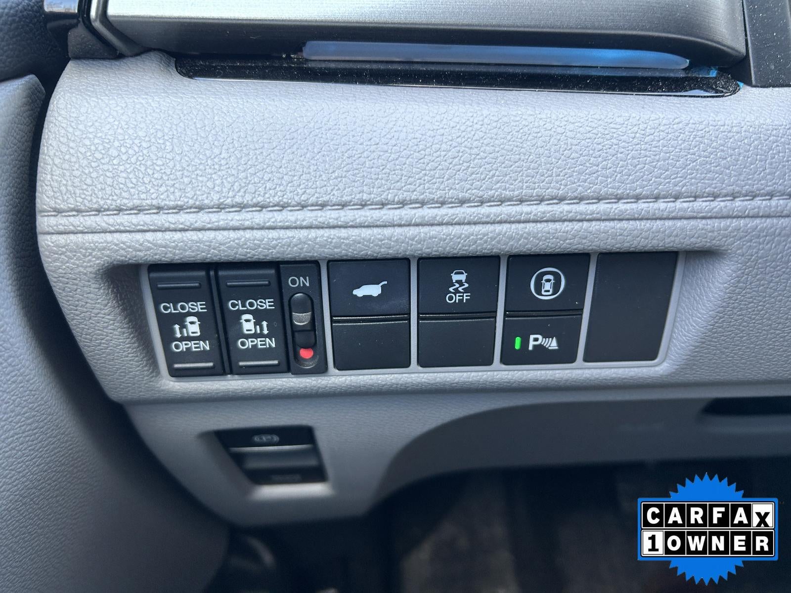 2024 Honda Odyssey Touring Auto