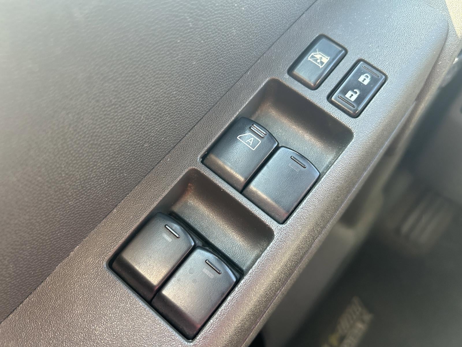 2014 Nissan Xterra 4WD 4dr Auto Pro-4X