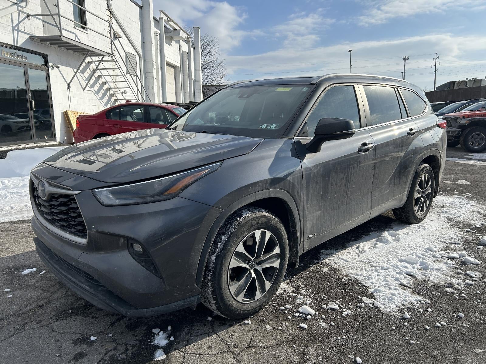 2023 Toyota Highlander Hybrid XLE AWD (Natl)