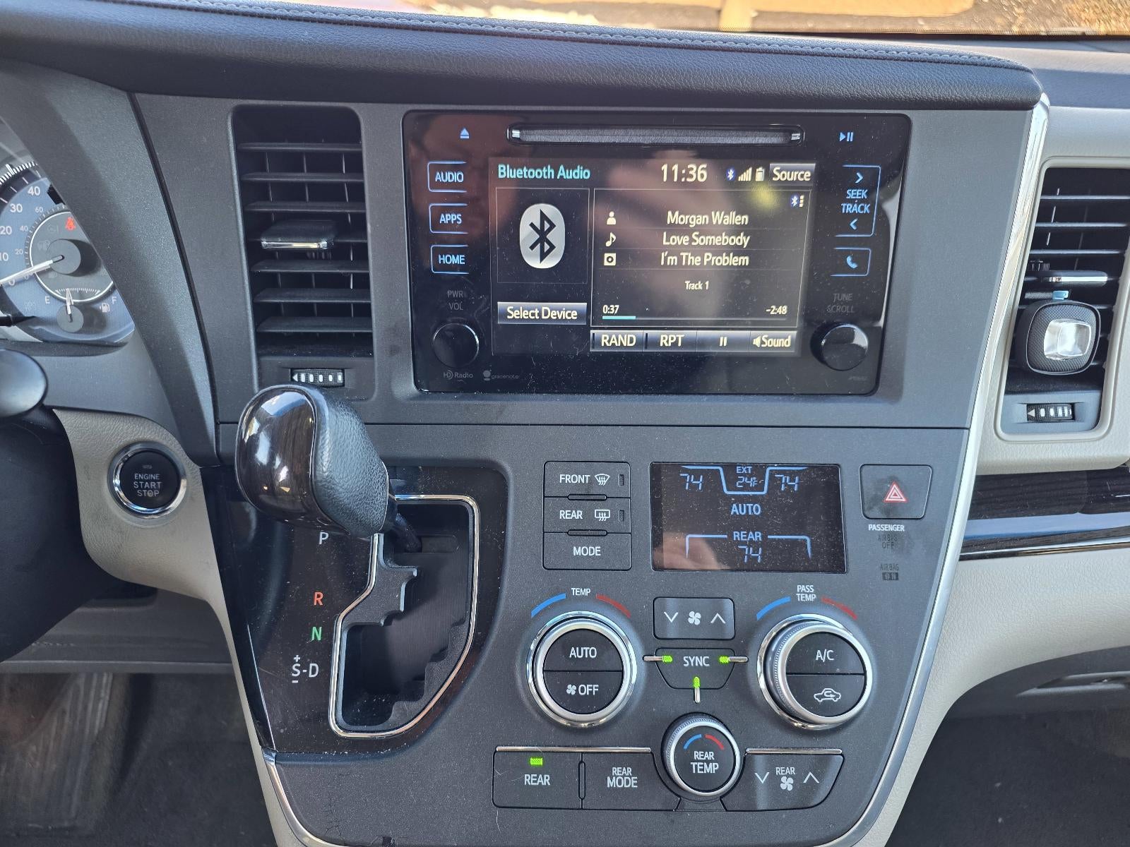 2015 Toyota Sienna 5dr 8-Pass Van XLE FWD (Natl)