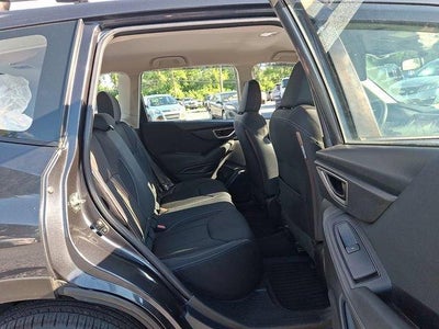 2019 Subaru Forester 2.5i