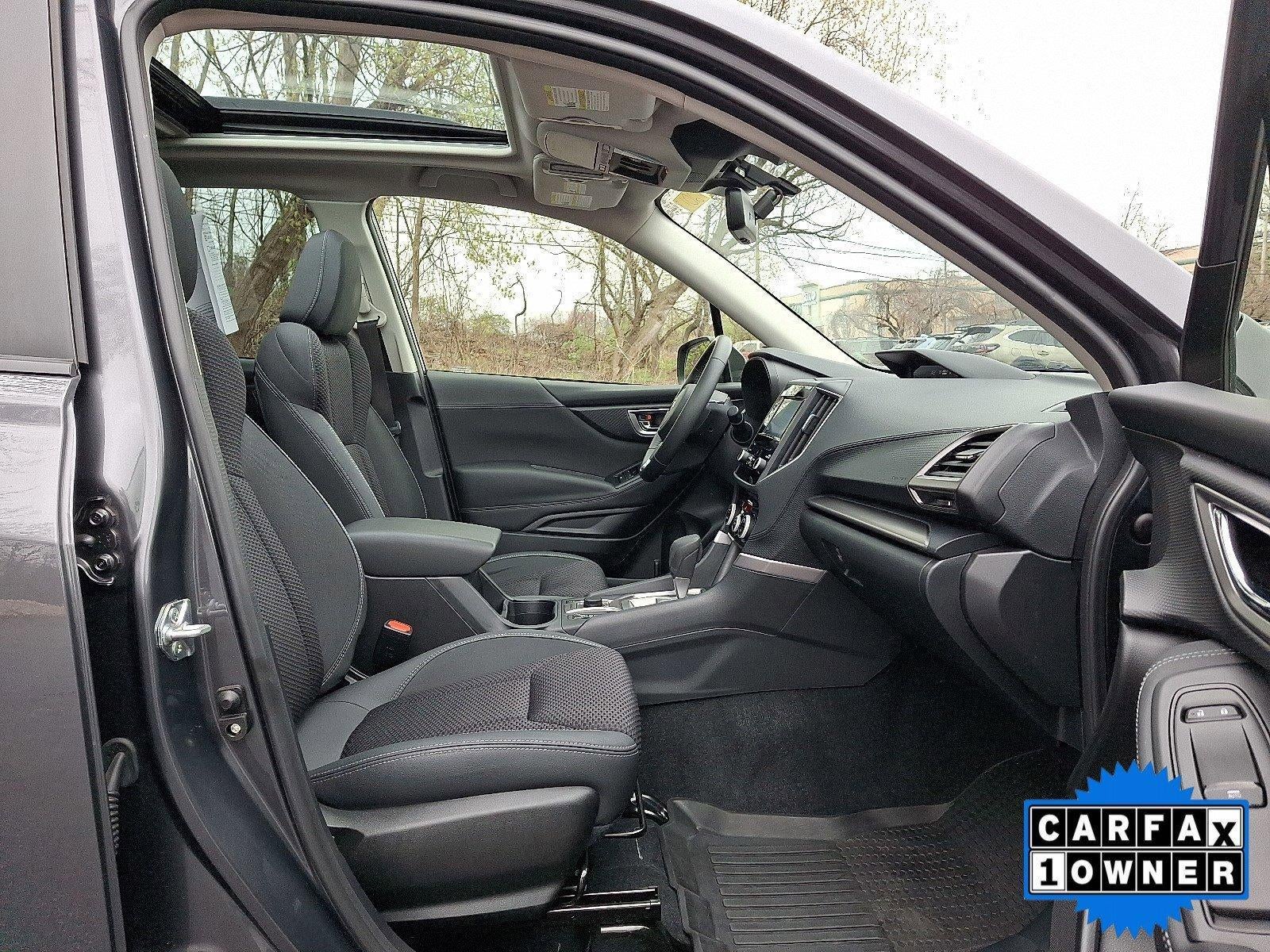 2023 Subaru Forester Premium CVT