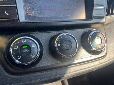 2015 Toyota RAV4 AWD 4dr LE (Natl)
