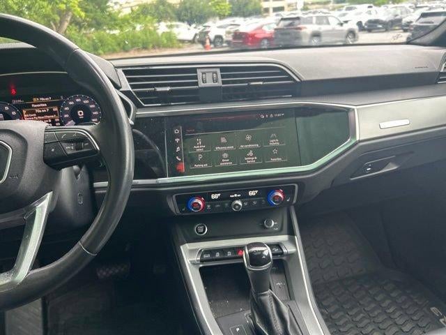 2023 Audi Q3 S line Premium 45 TFSI quattro
