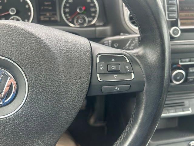 2011 Volkswagen Tiguan 4WD 4dr SEL 4Motion