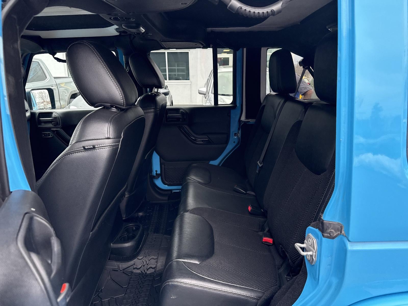 2017 Jeep Wrangler Unlimited Winter 4x4 *Ltd Avail*