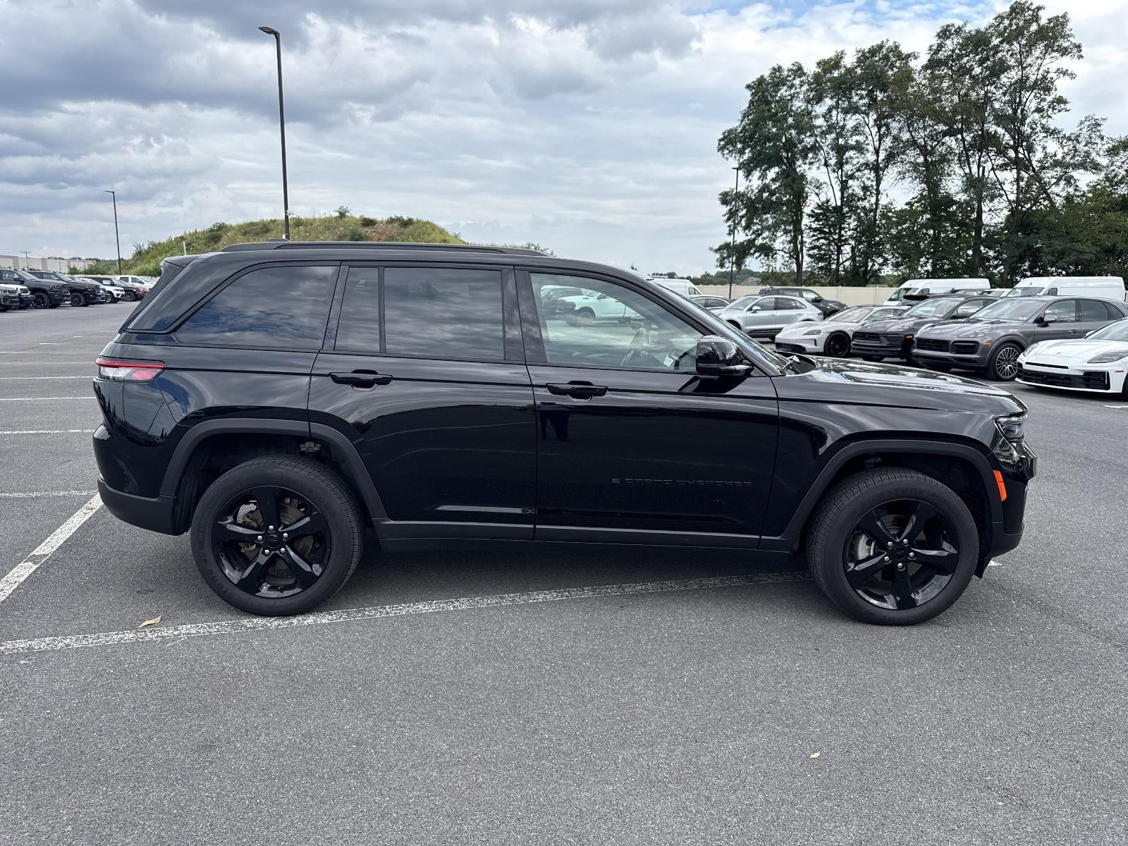 2023 Jeep Grand Cherokee Altitude 4x4