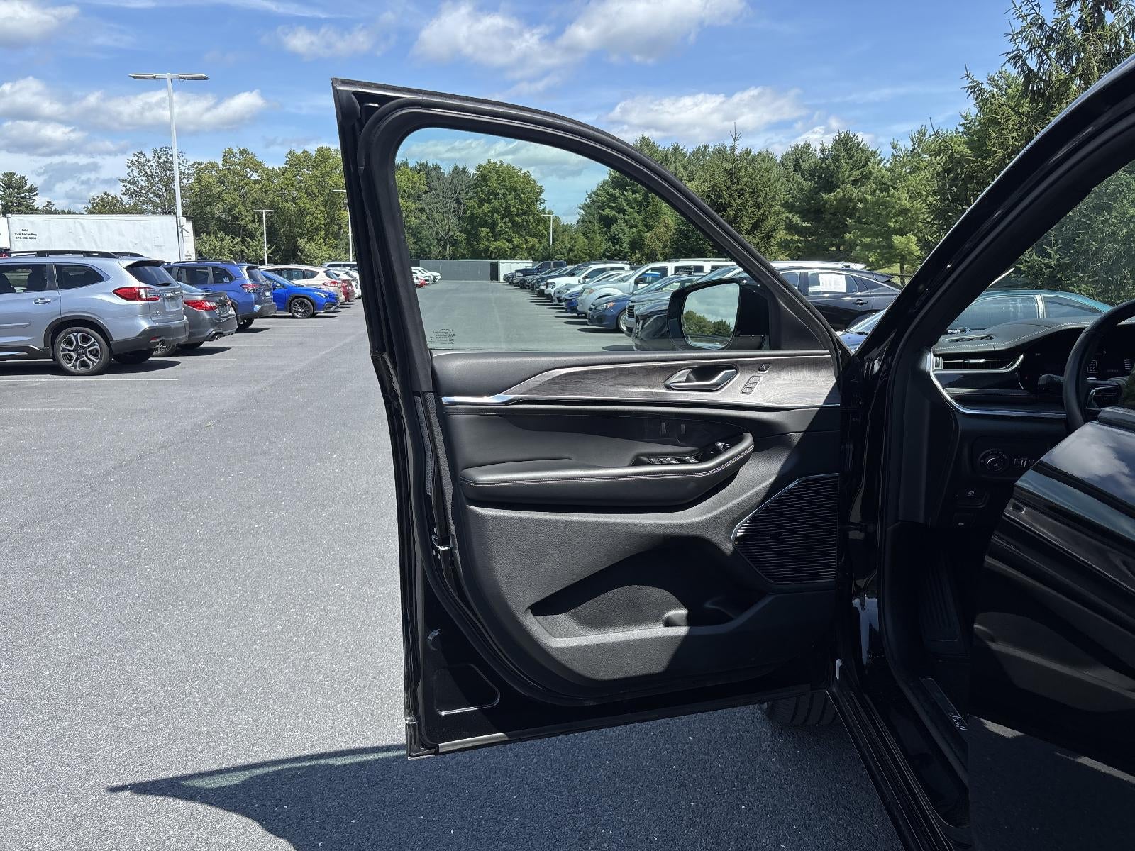 2023 Jeep Grand Cherokee L Overland 4x4