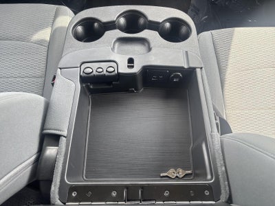 2014 RAM 1500 4WD Crew Cab 5.7 Ft Box Tradesman