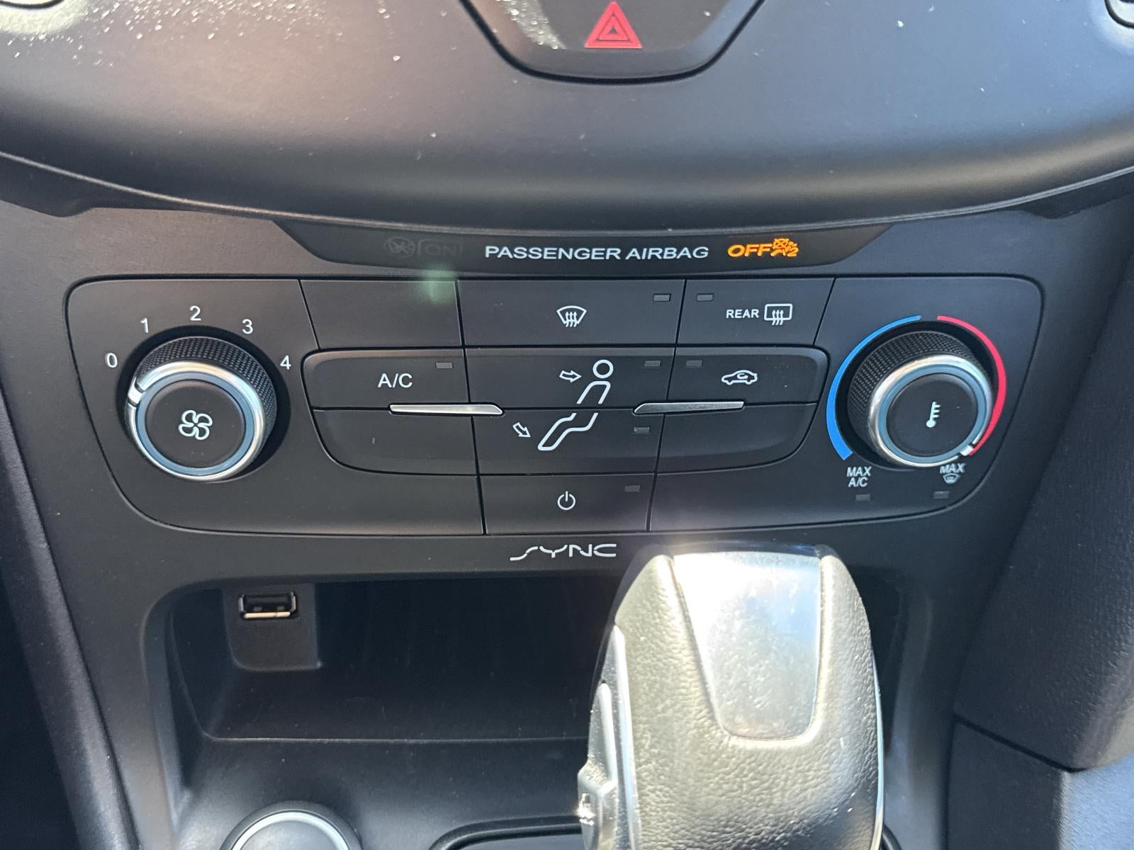 2016 Ford Focus 4dr Sdn SE