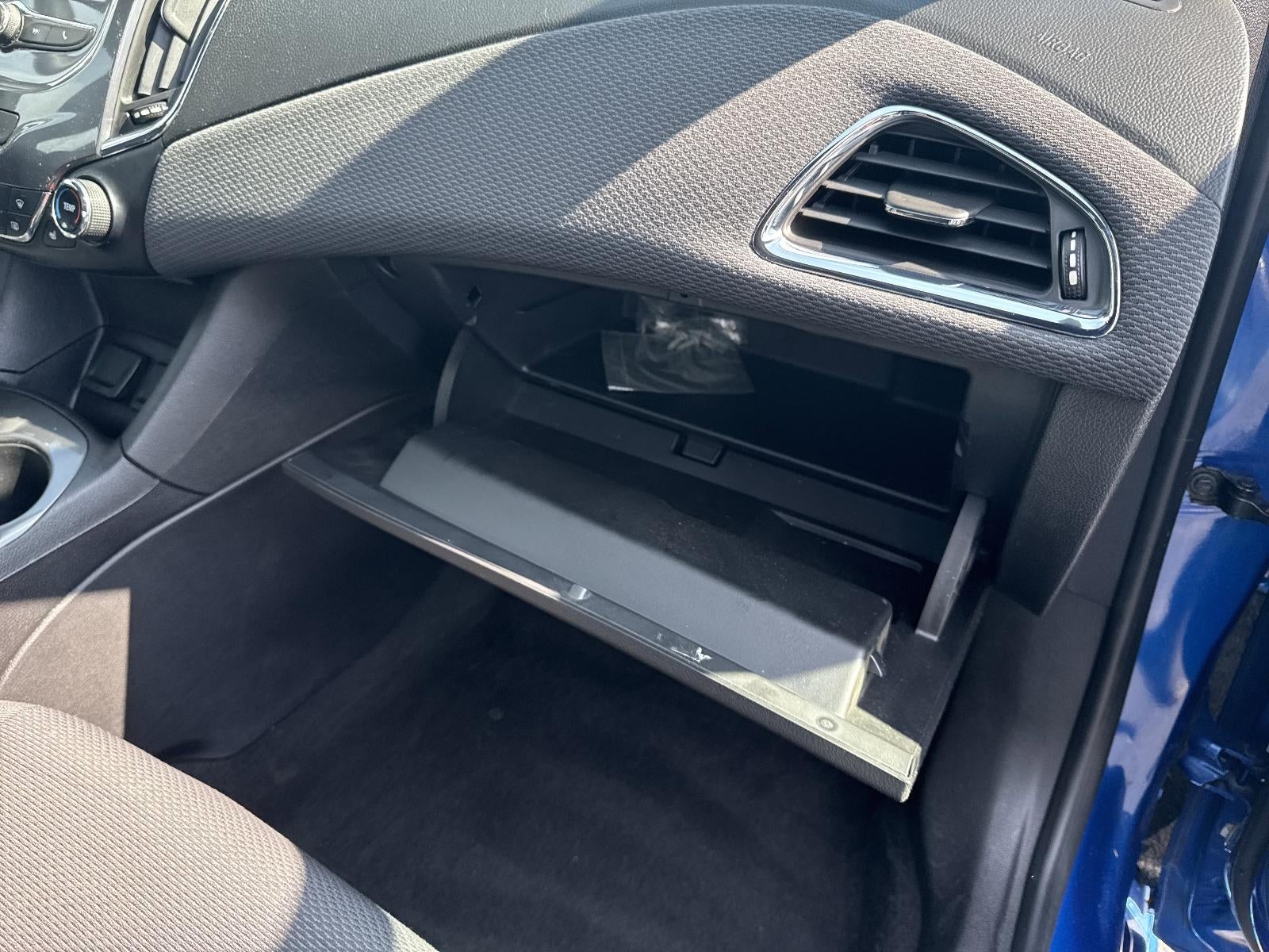 2018 Chevrolet Cruze Sedan LT (Automatic)