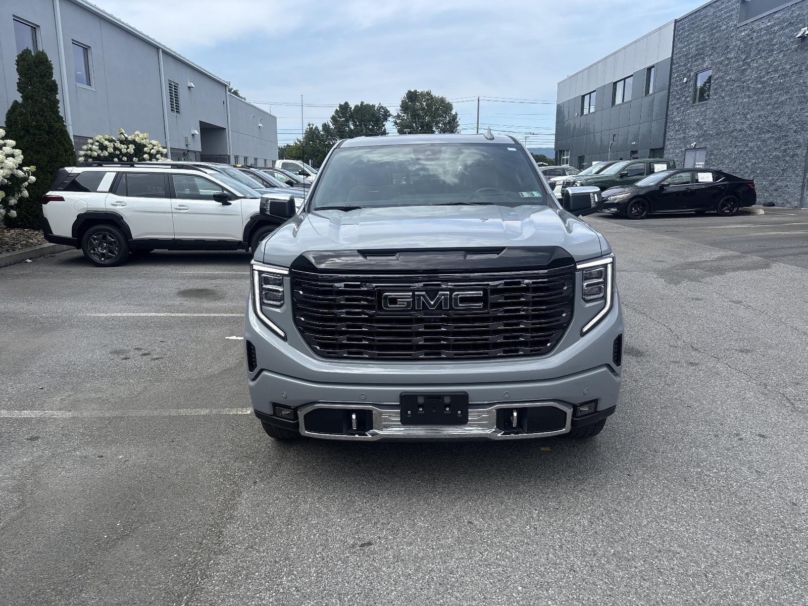 2025 GMC Sierra 1500 Crew Cab Short Box 4-Wheel Drive Denali Ultimate