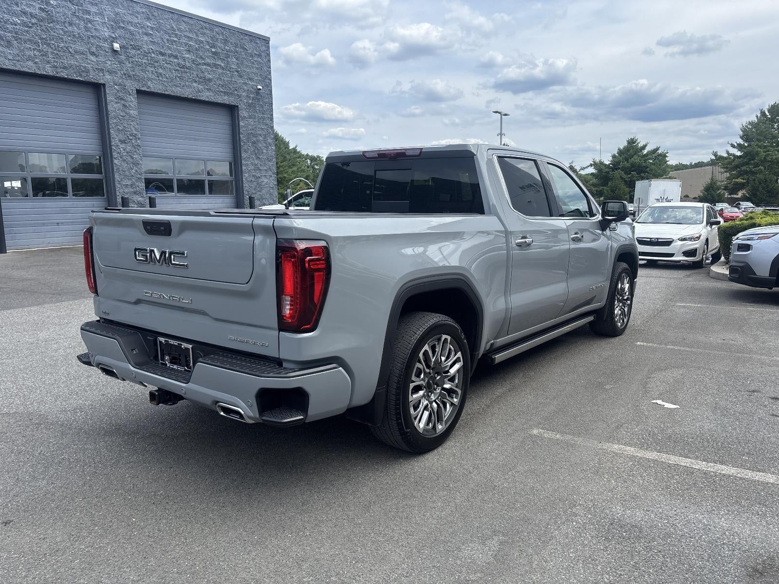 2025 GMC Sierra 1500 Crew Cab Short Box 4-Wheel Drive Denali Ultimate