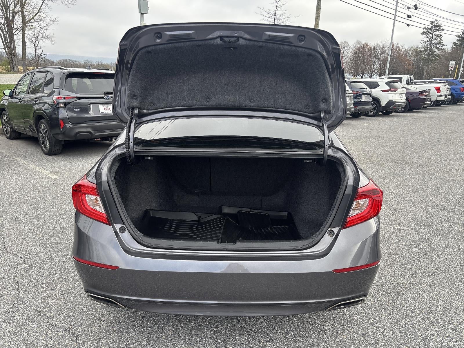 2019 Honda Accord Sedan Touring 2.0T Automatic