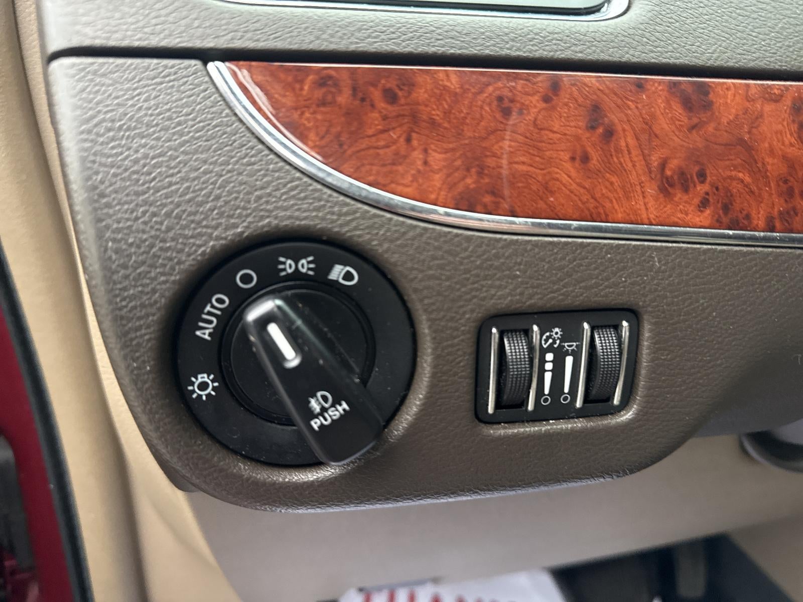 2014 Chrysler Town & Country 4dr Wgn Touring-L