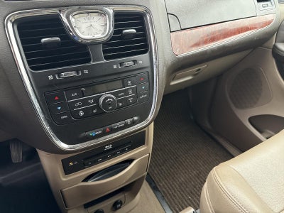 2014 Chrysler Town & Country 4dr Wgn Touring-L