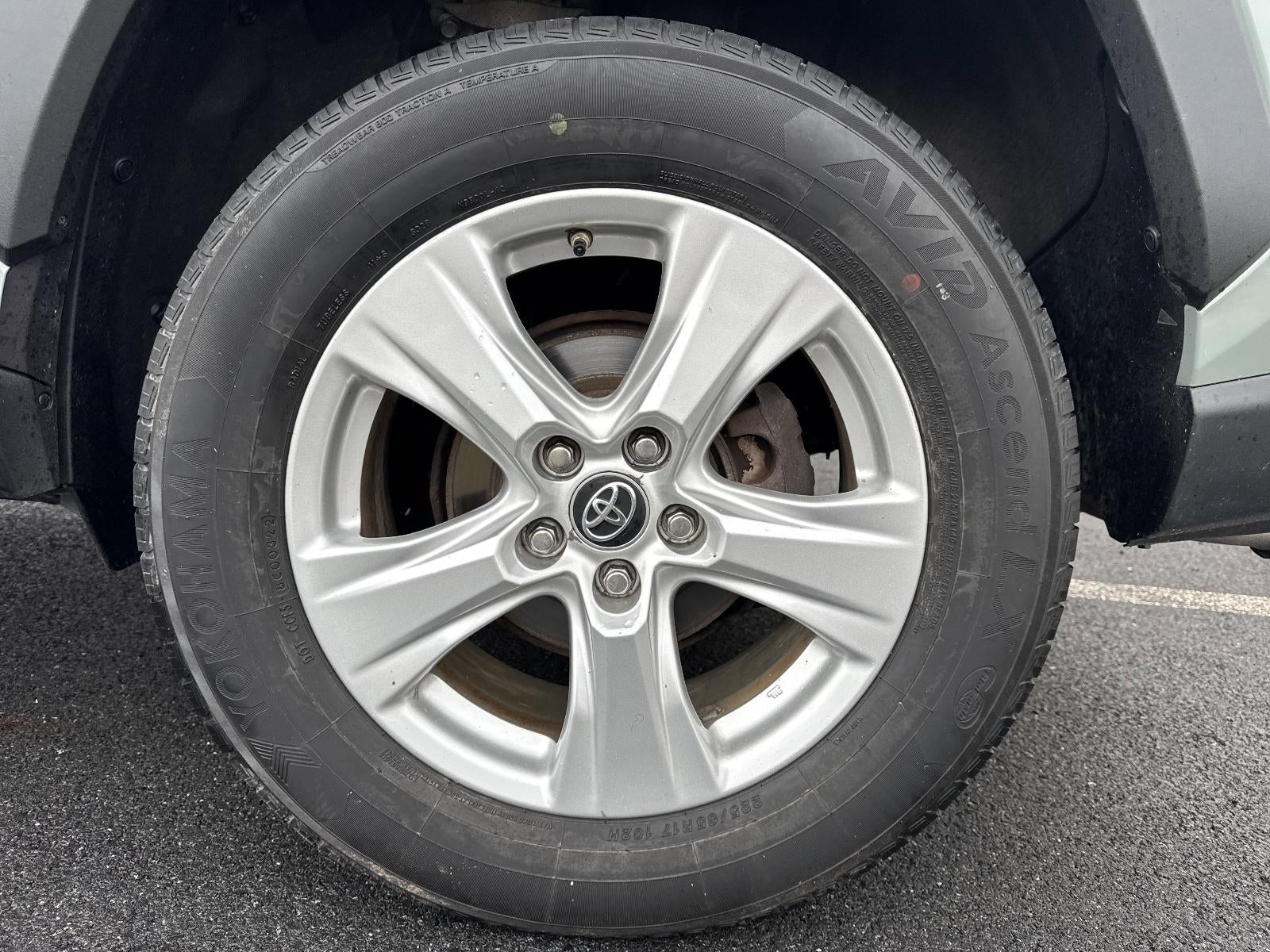 2019 Toyota RAV4 Hybrid XLE AWD (Natl)