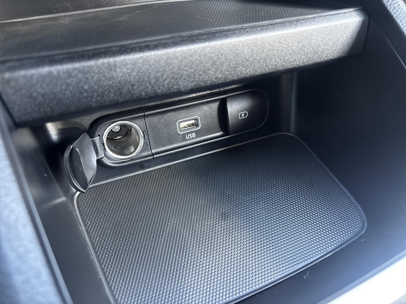 2024 Kia Forte LXS IVT