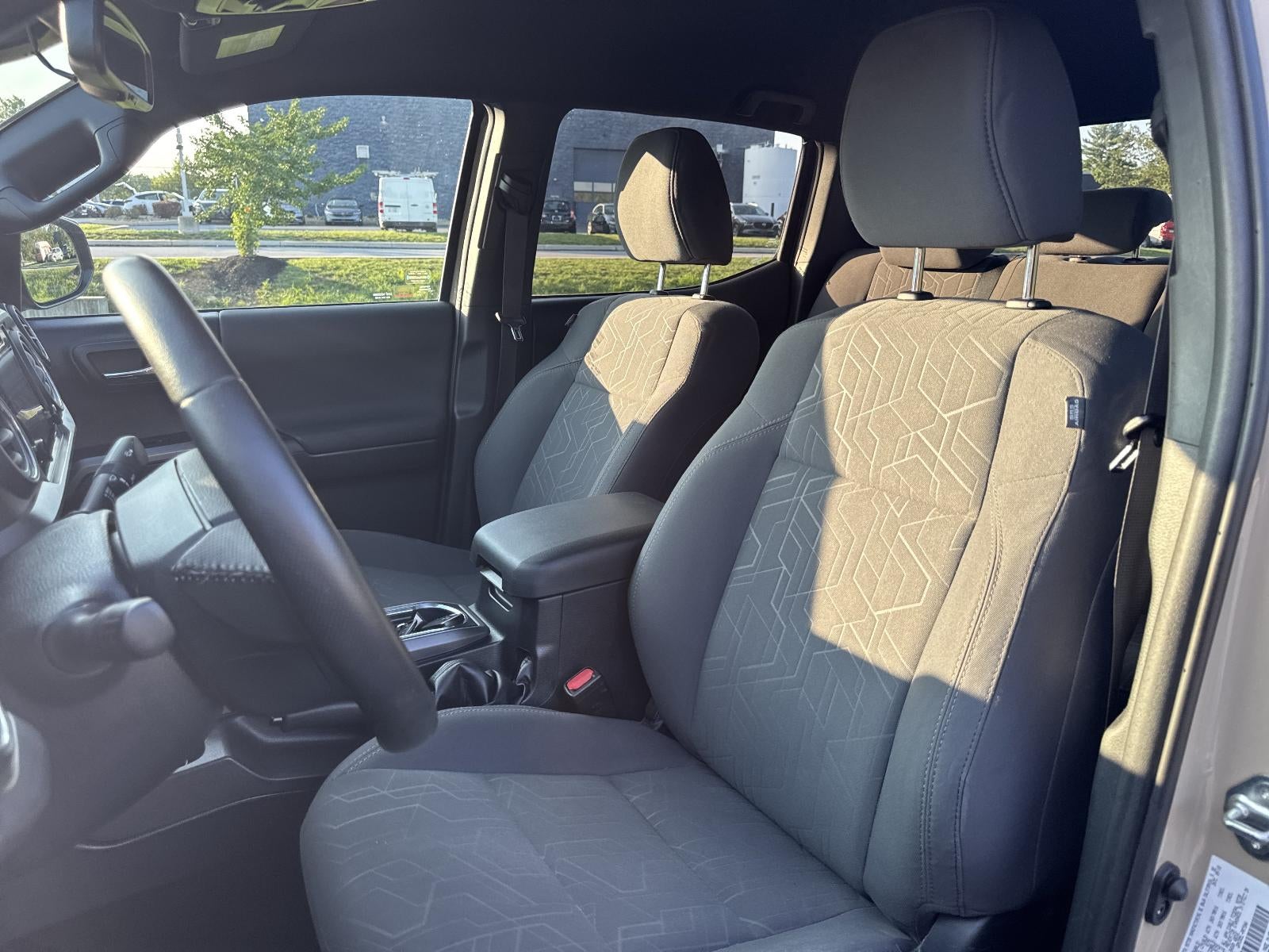 2019 Toyota Tacoma 4WD 4WD TRD Off Road Double Cab 5' Bed V6 AT (Natl)