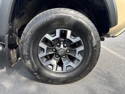2019 Toyota Tacoma 4WD 4WD TRD Off Road Double Cab 5' Bed V6 AT (Natl)