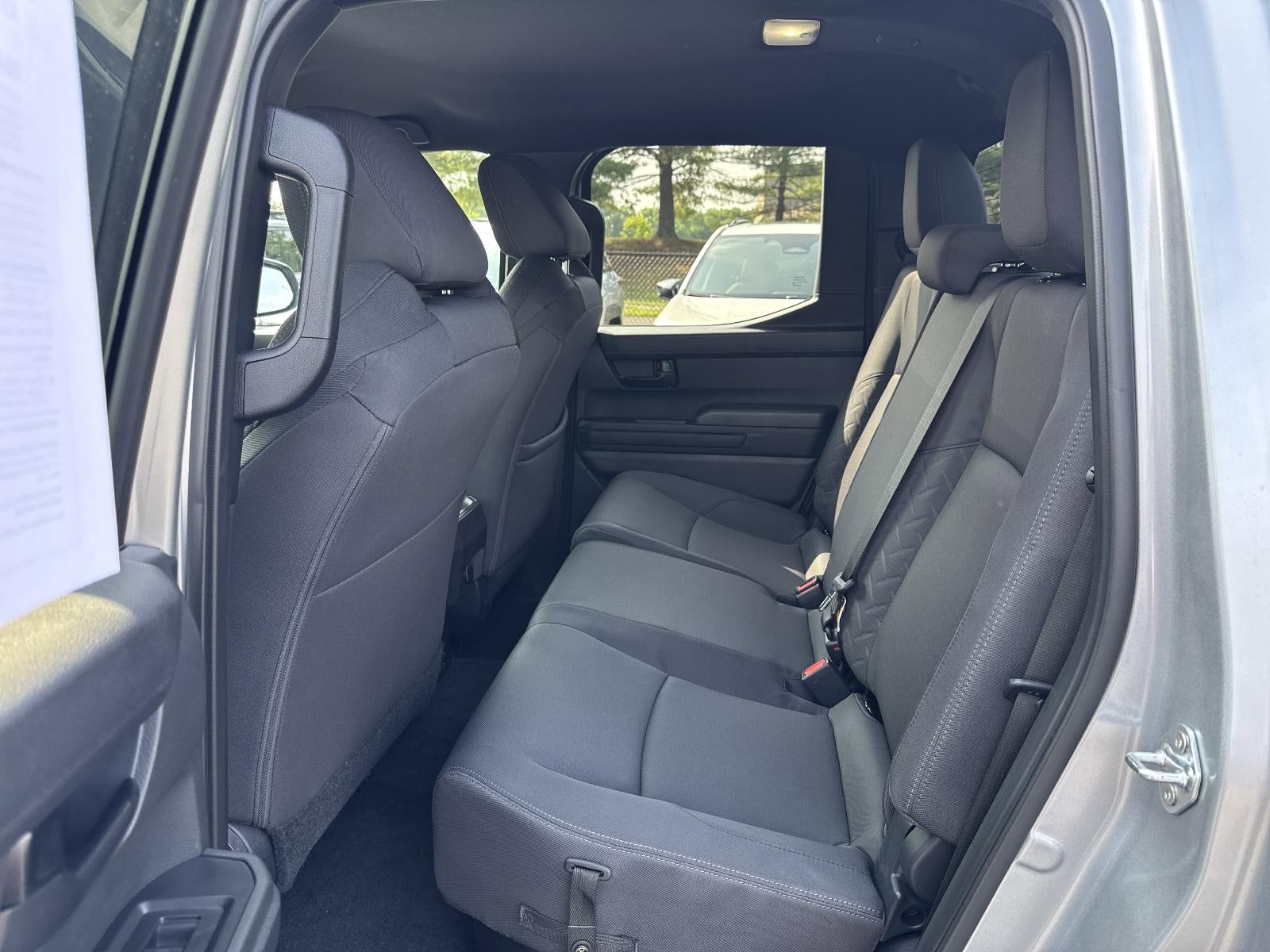 2025 Toyota Tacoma 4WD 4WD SR5 Double Cab 6' Bed AT (Natl)