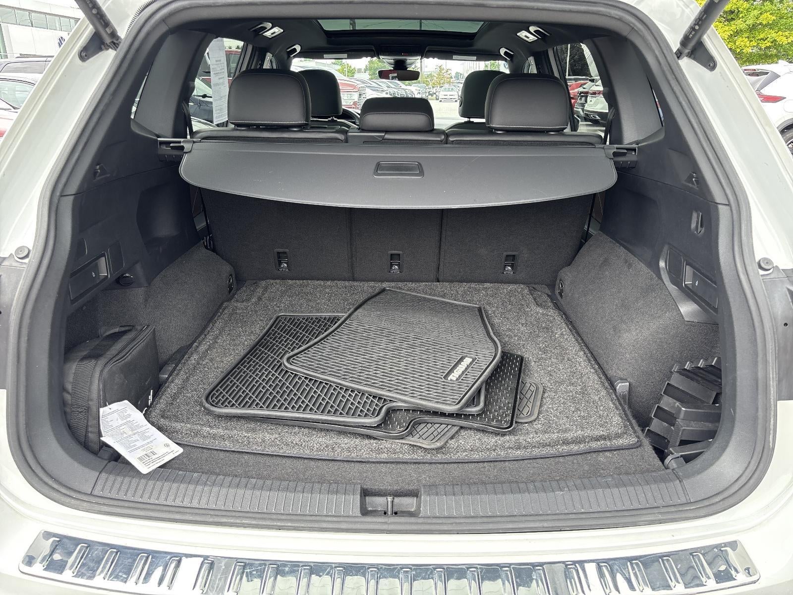 2022 Volkswagen Tiguan 2.0T SEL R-Line 4MOTION