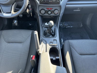 2017 Subaru Impreza 2.0i 5-door Manual