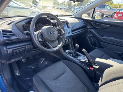 2017 Subaru Impreza 2.0i 5-door Manual