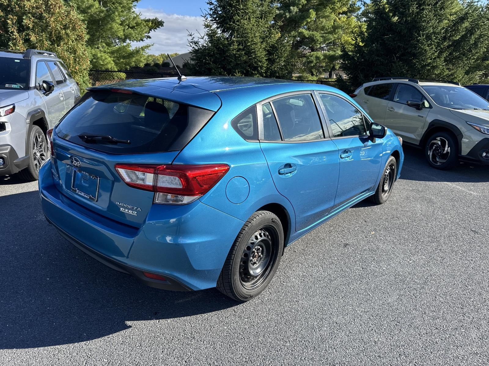 2017 Subaru Impreza 2.0i 5-door Manual