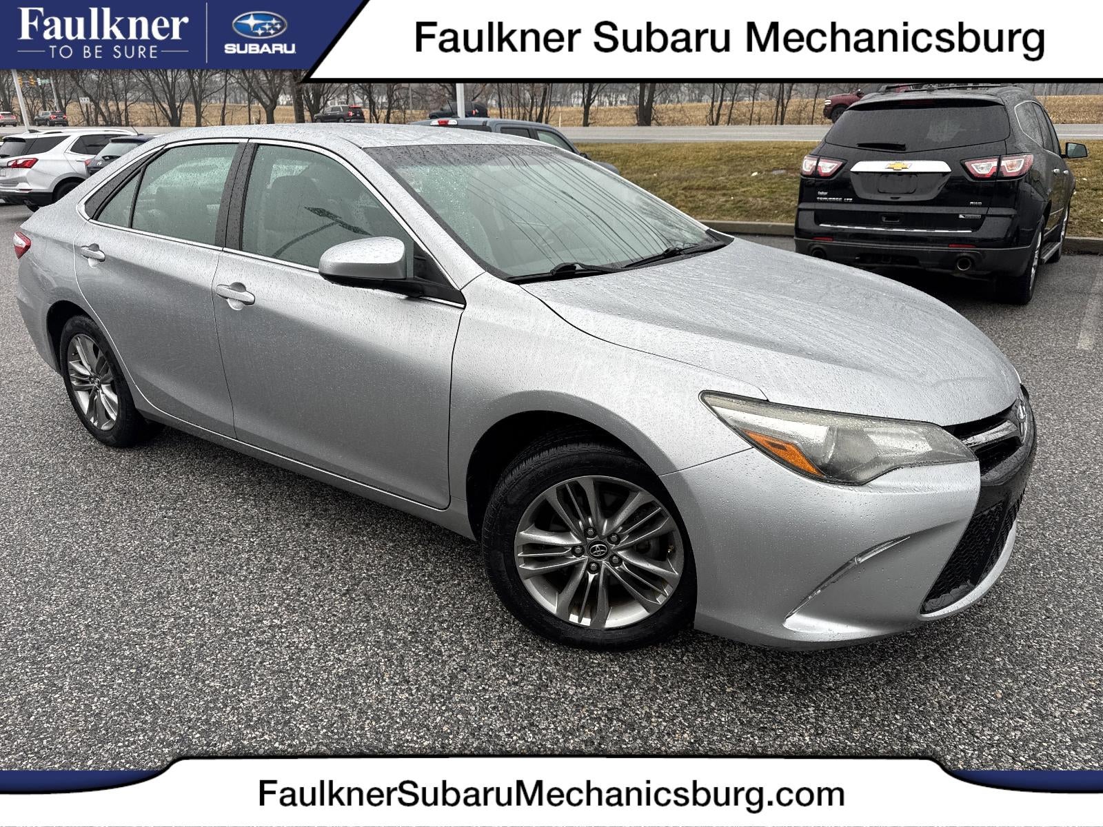 2017 Toyota Camry SE Auto (SE)