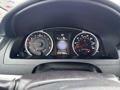 2017 Toyota Camry SE Auto (SE)
