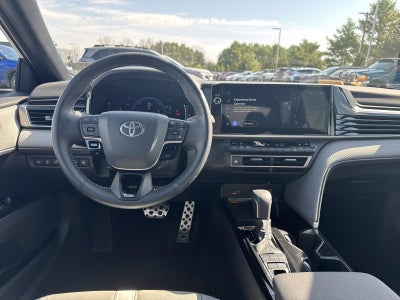 2025 Toyota Camry SE (SE)