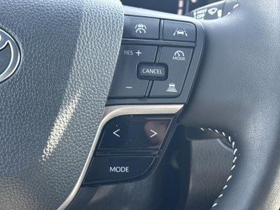 2025 Toyota Camry SE (SE)