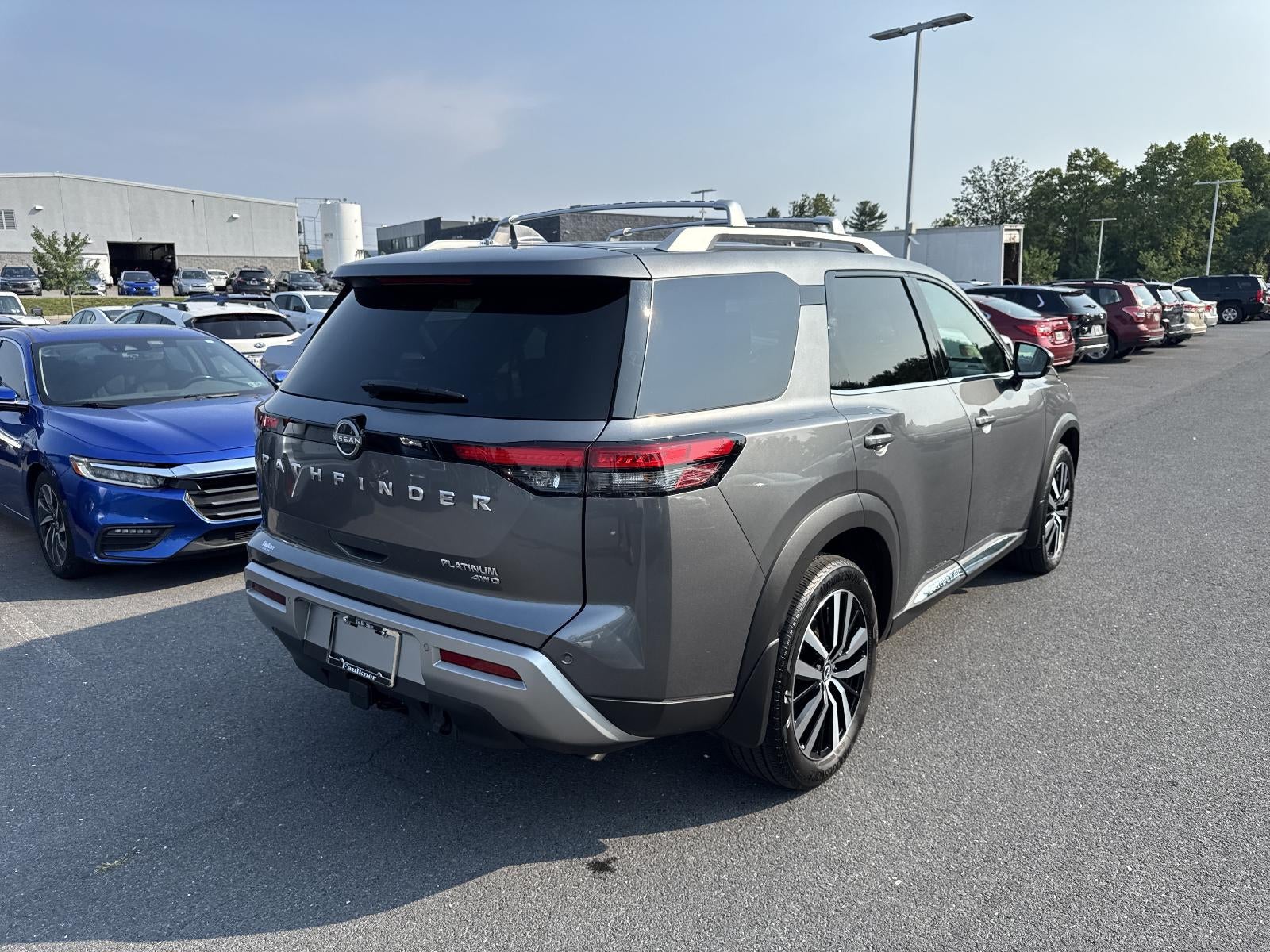 2024 Nissan Pathfinder Platinum 4WD