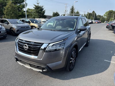 2024 Nissan Pathfinder Platinum 4WD