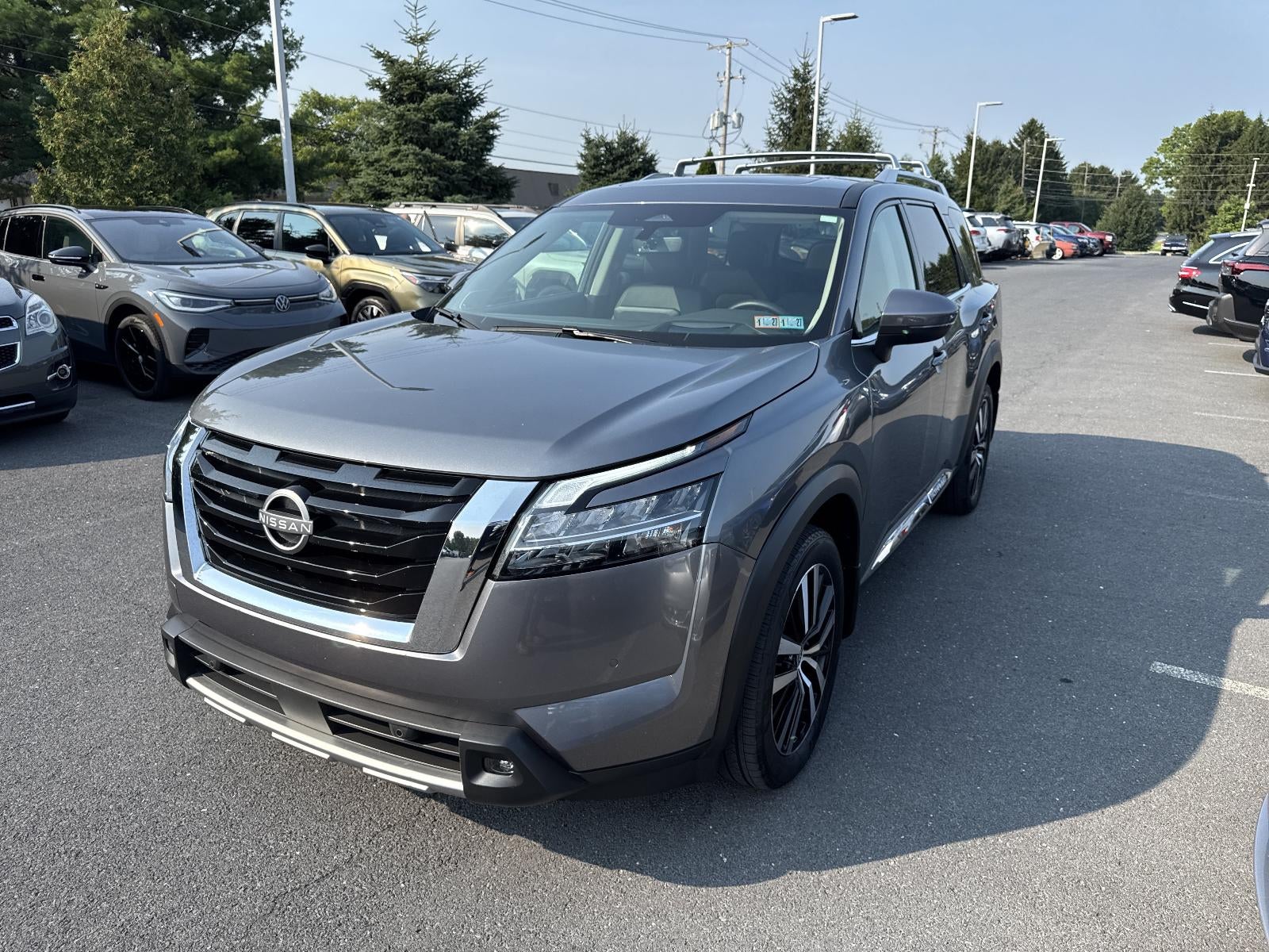 2024 Nissan Pathfinder Platinum 4WD
