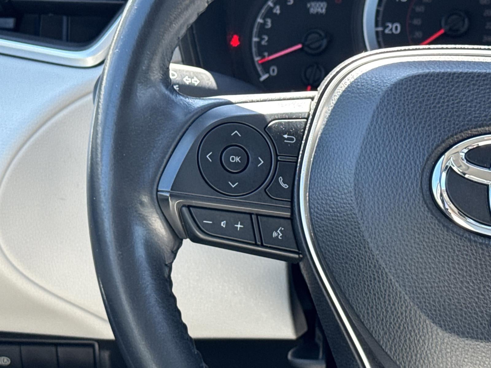 2022 Toyota Corolla Cross LE 4WD (Natl)