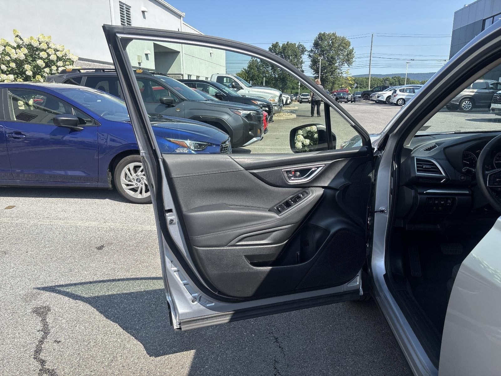 2024 Subaru Forester Premium AWD