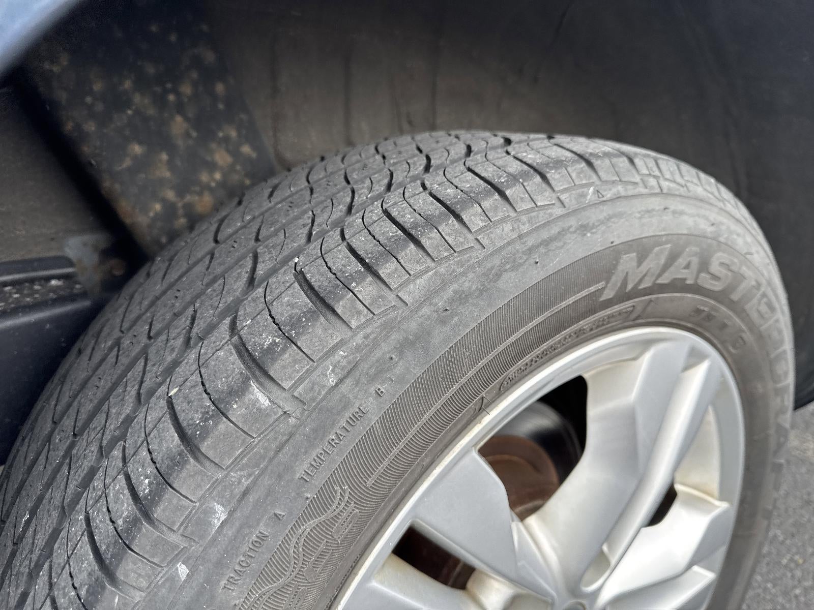 2013 Nissan Rogue AWD 4dr SV