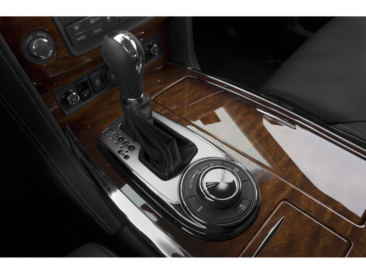 2015 INFINITI QX80 AWD