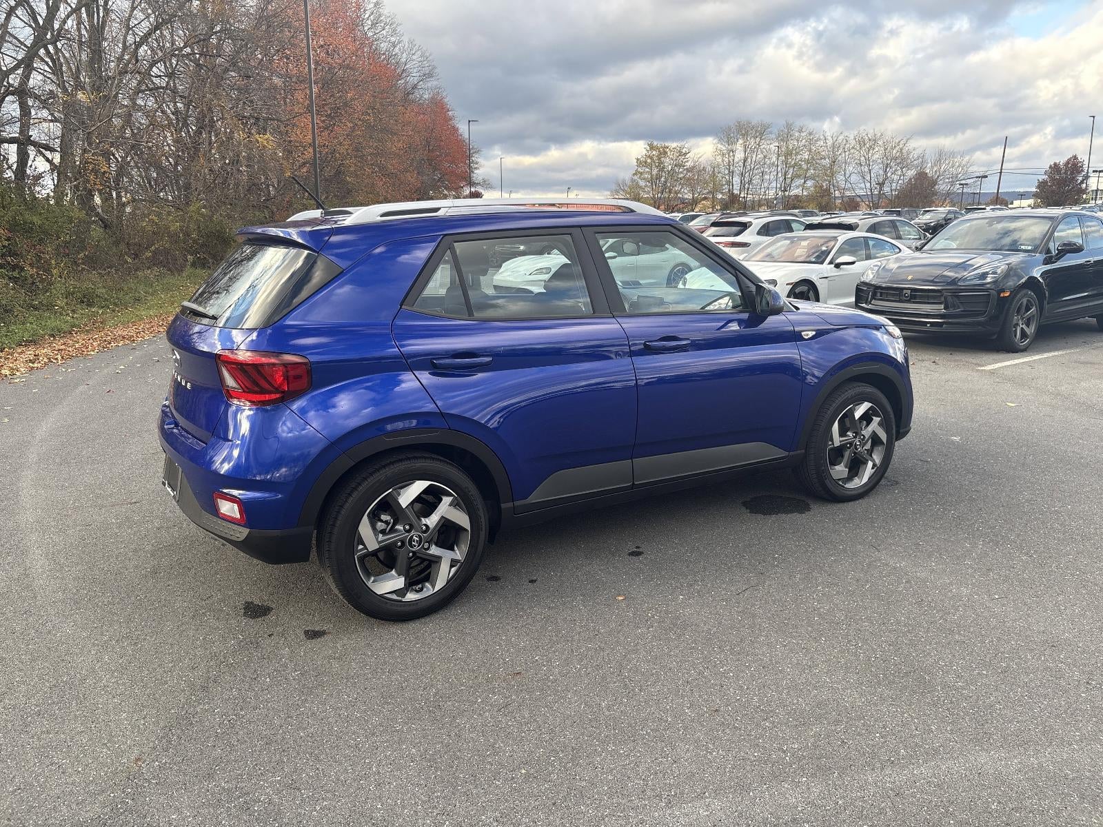 2024 Hyundai VENUE SEL IVT