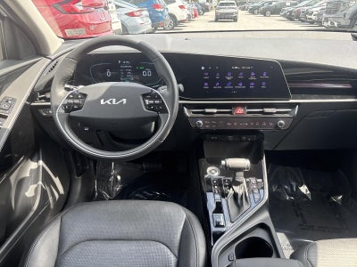 2025 Kia Niro SX FWD